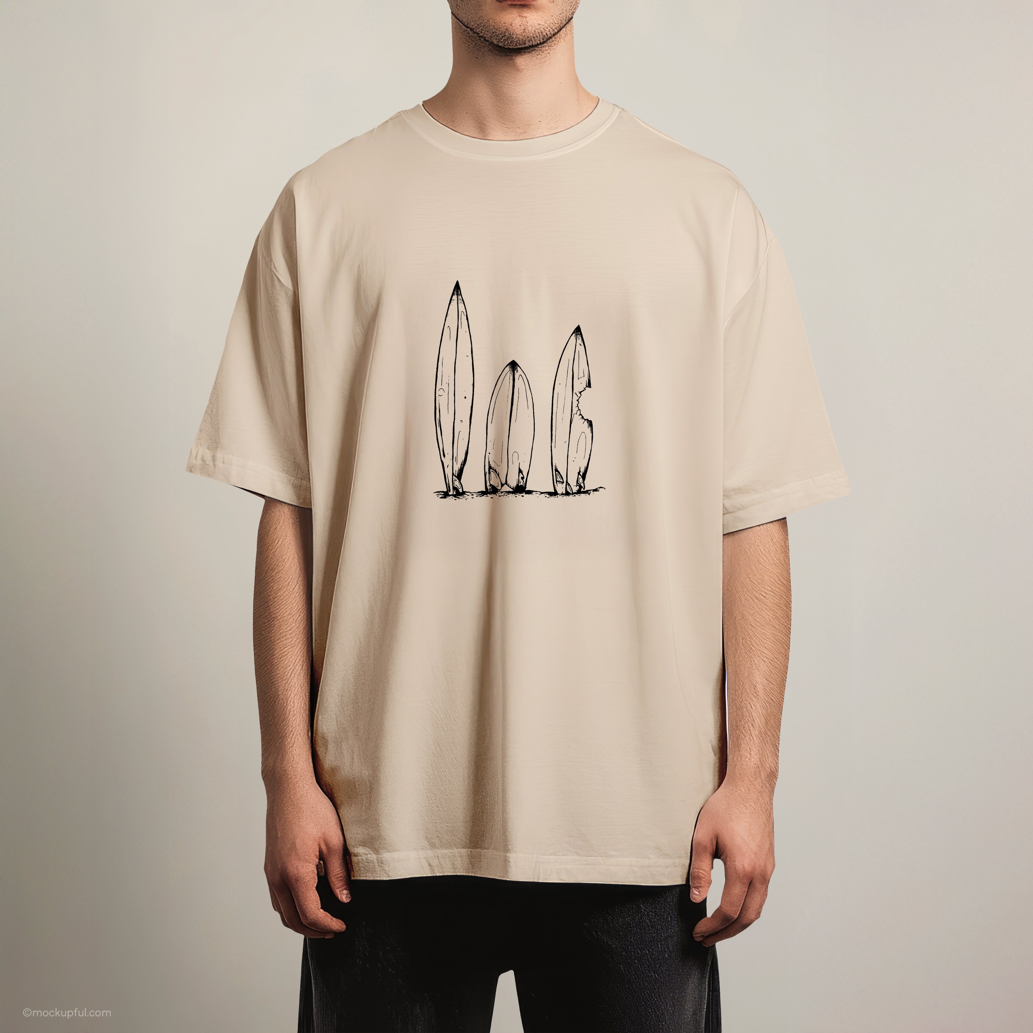 Oversize T-Shirt mit Surfboard-Design