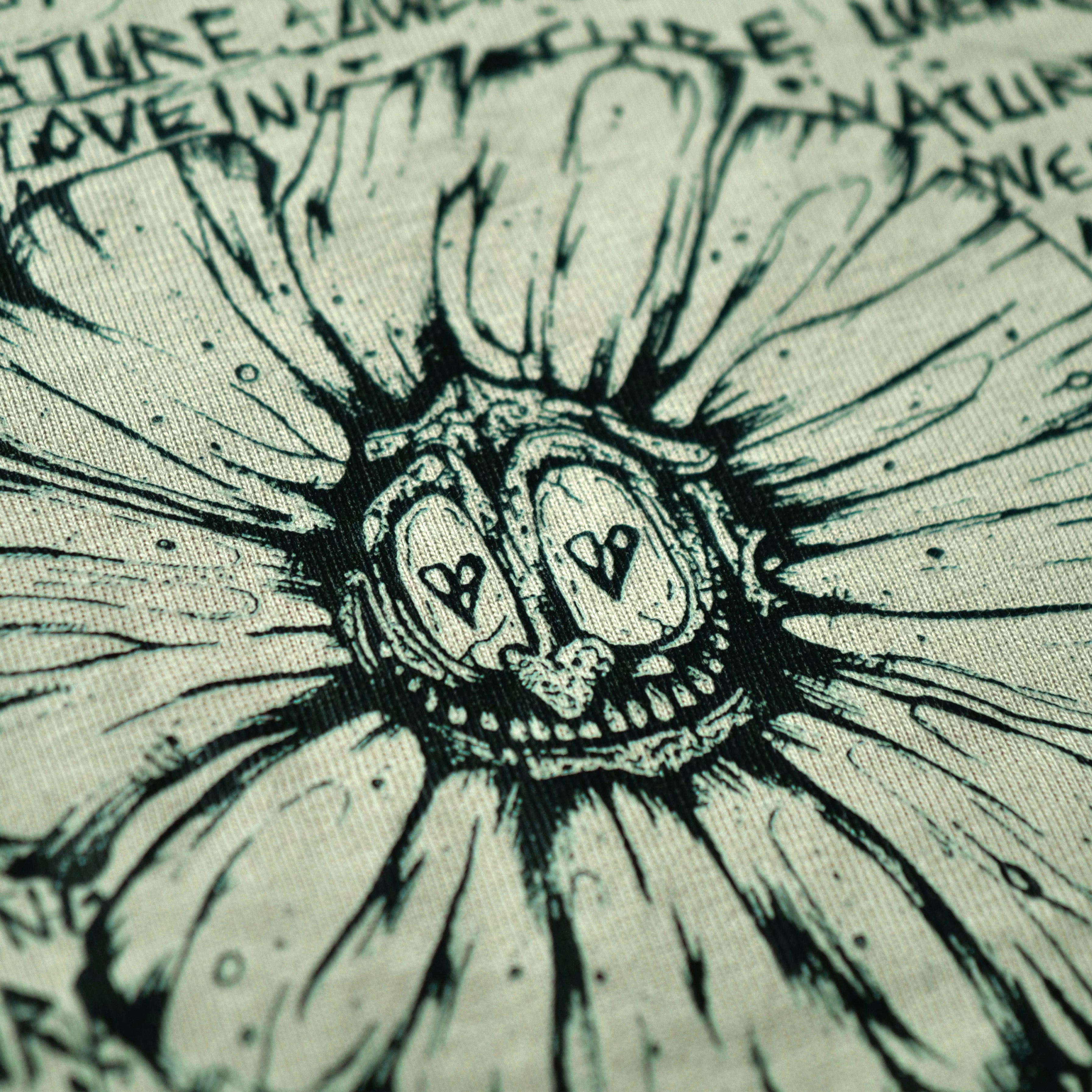 Oversize T-Shirt "LOVING NATURE"